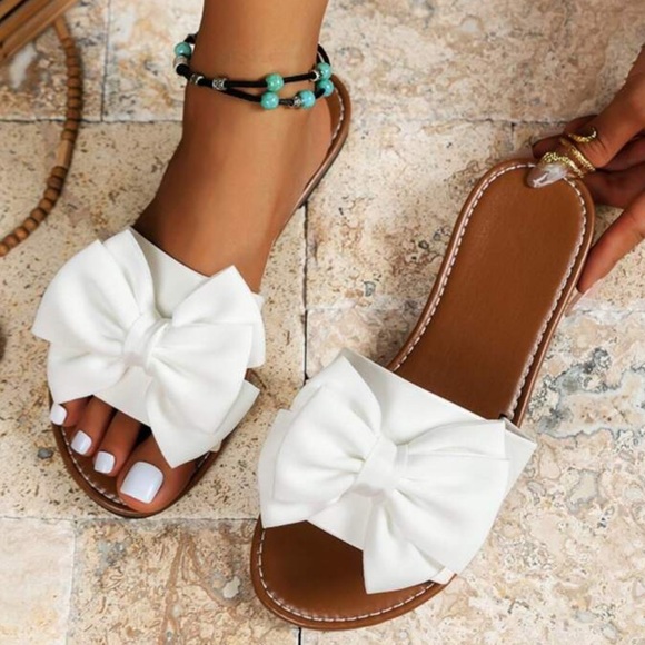 Women's Toe-Ring Slides, Casual Cross Straps Flat Sandals Sz:8 white/tan - Picture 3 of 3